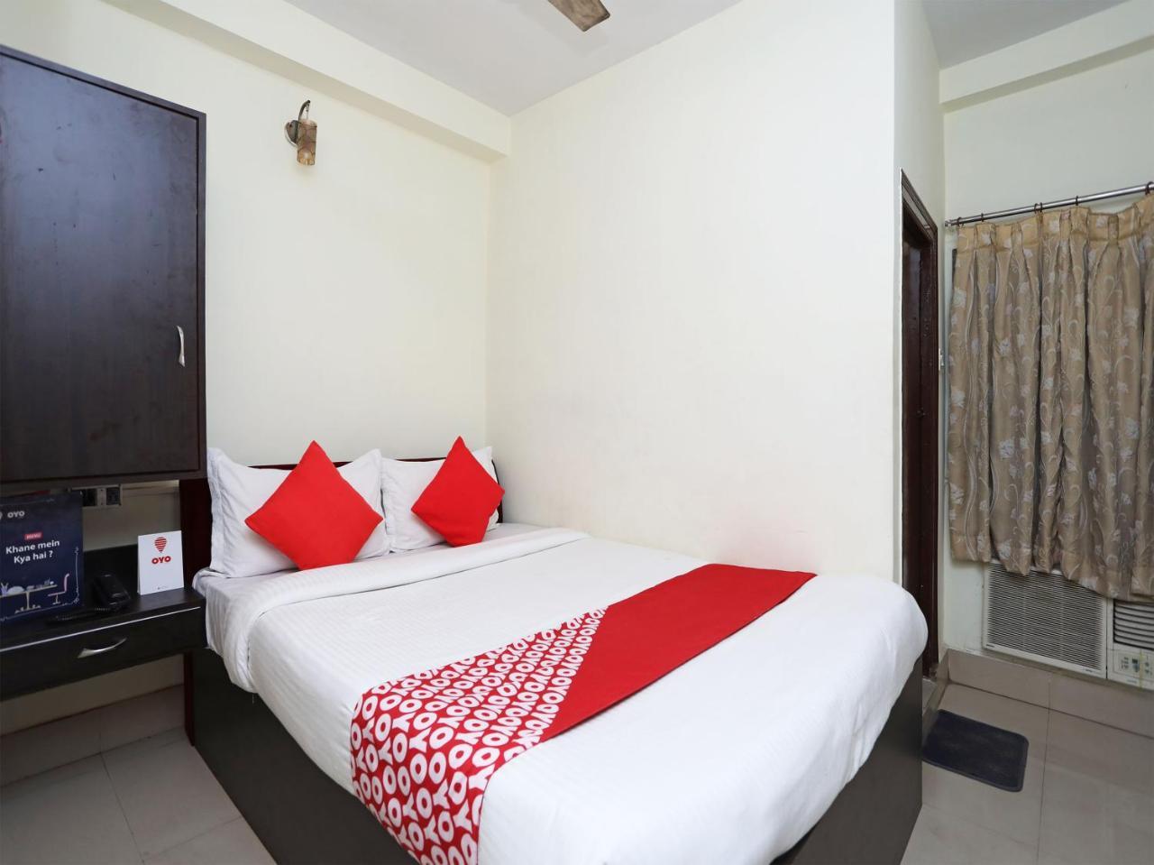 Oyo 13906 Vinita Inn Santragachi Bagian luar foto
